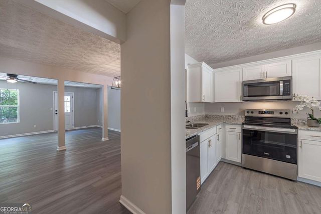 3017 Waldrop Circle, Decatur, GA 30034