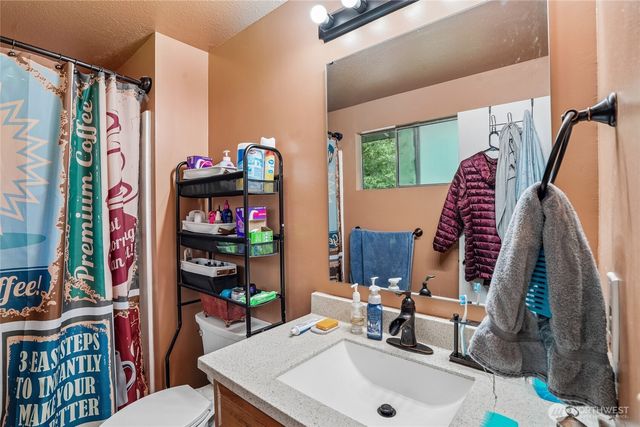 11122 27th Drive SE, Everett, WA 98208
