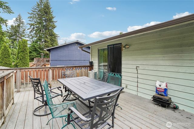 11122 27th Drive SE, Everett, WA 98208