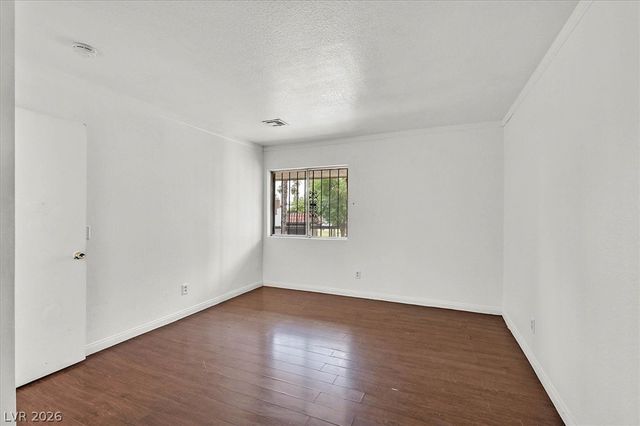 1405 Vegas Valley Drive 208, Las Vegas, NV 89169