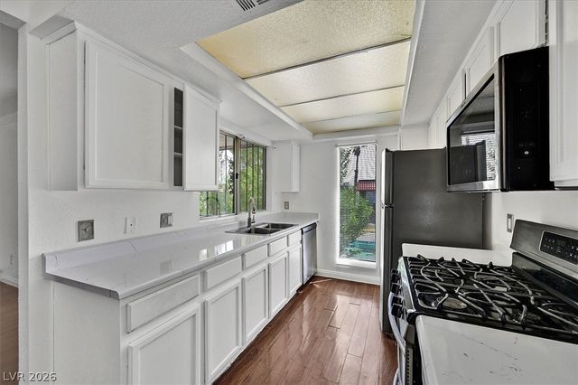 1405 Vegas Valley Drive 208, Las Vegas, NV 89169