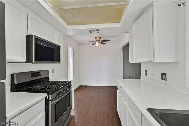 1405 Vegas Valley Drive 208, Las Vegas, NV 89169
