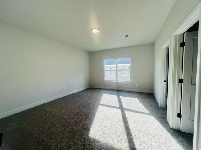 5303 Hidden Pines Circle, Milton, FL 32583