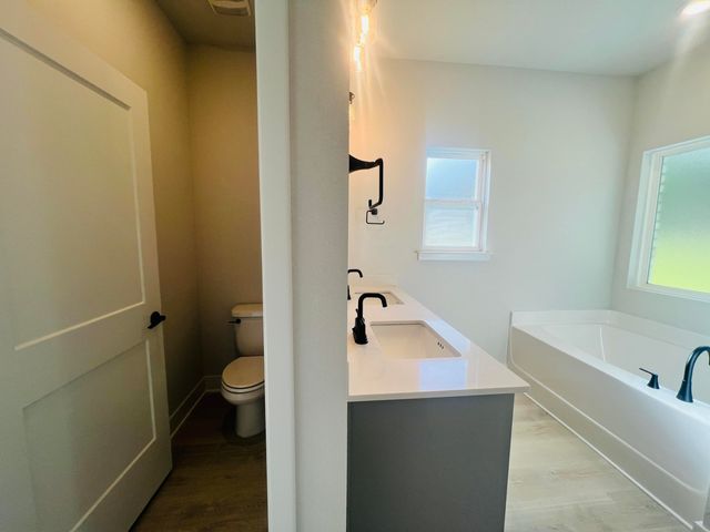 5303 Hidden Pines Circle, Milton, FL 32583