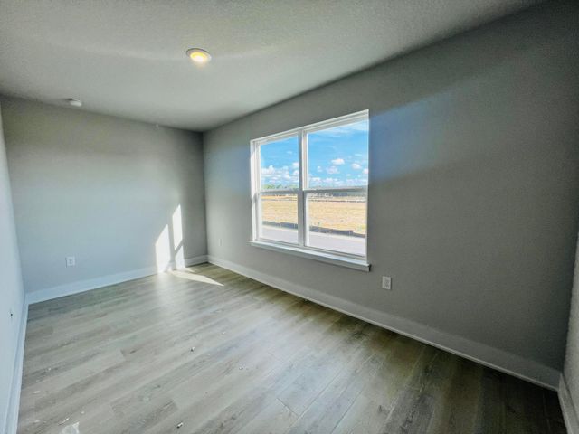 5303 Hidden Pines Circle, Milton, FL 32583