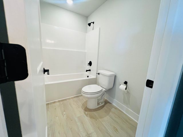 5303 Hidden Pines Circle, Milton, FL 32583