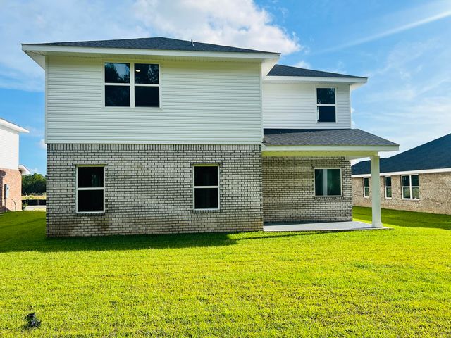 5303 Hidden Pines Circle, Milton, FL 32583