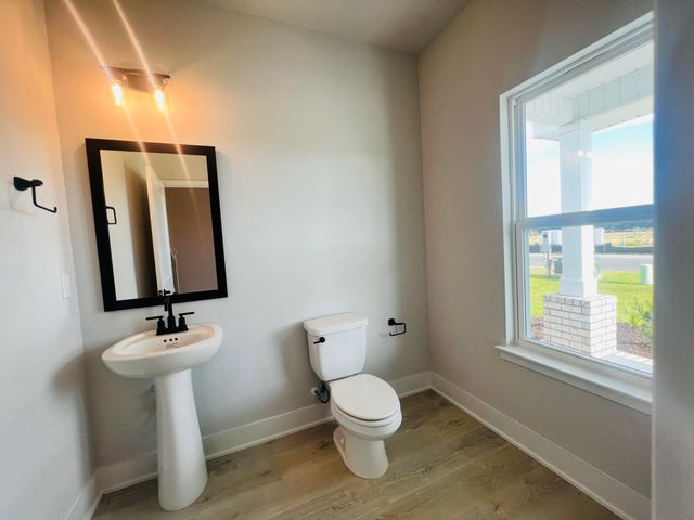 5303 Hidden Pines Circle, Milton, FL 32583