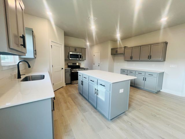 5303 Hidden Pines Circle, Milton, FL 32583