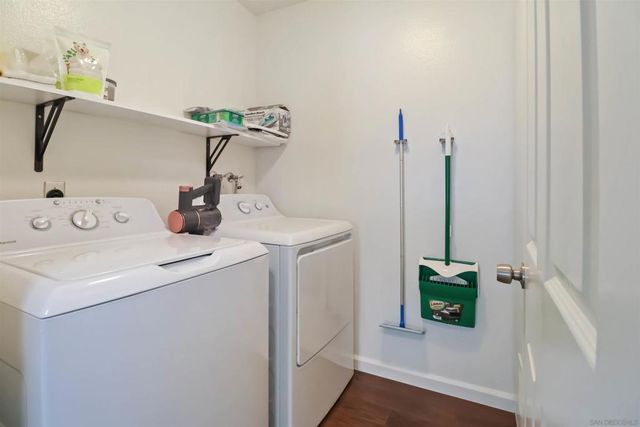 850 Cypress Point Way, Oceanside, CA 92058