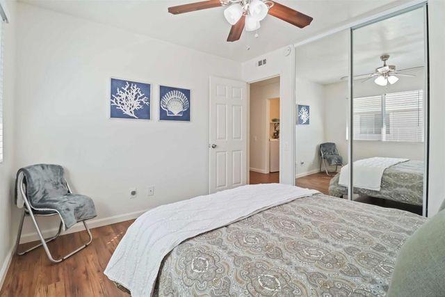 850 Cypress Point Way, Oceanside, CA 92058