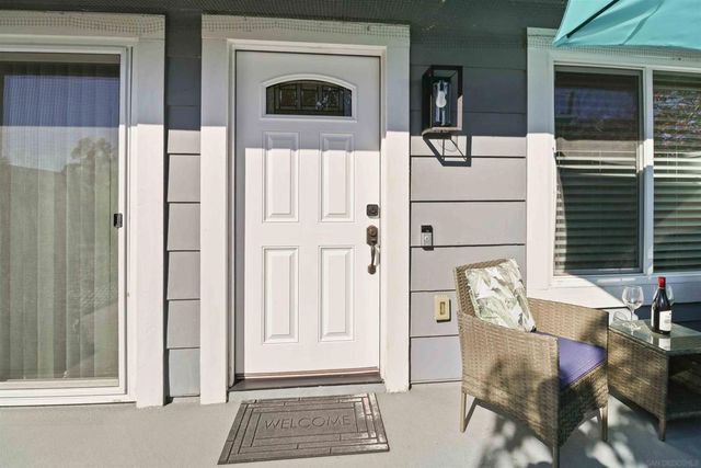 850 Cypress Point Way, Oceanside, CA 92058