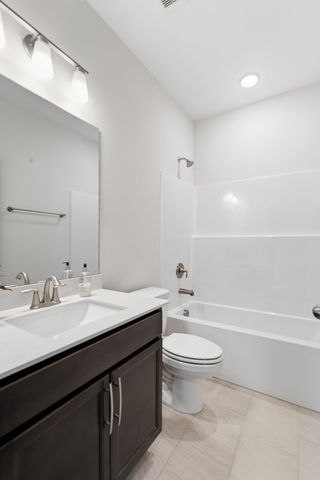 3915 Trinity Woods Rd, Columbia, TN 38401