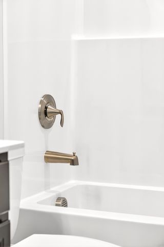 3915 Trinity Woods Rd, Columbia, TN 38401