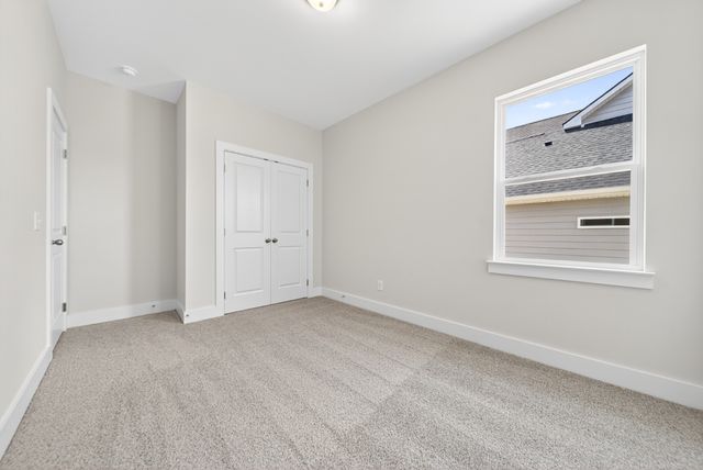 3915 Trinity Woods Rd, Columbia, TN 38401