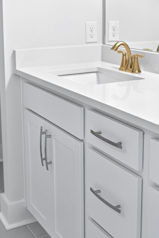 3915 Trinity Woods Rd, Columbia, TN 38401