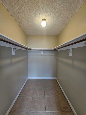 1880 N CONGRESS Avenue 209, West Palm Beach, FL 33401