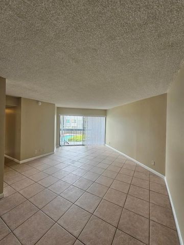 1880 N CONGRESS Avenue 209, West Palm Beach, FL 33401
