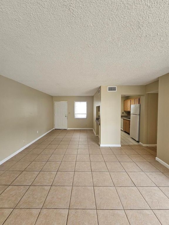 1880 N CONGRESS Avenue 209, West Palm Beach, FL 33401