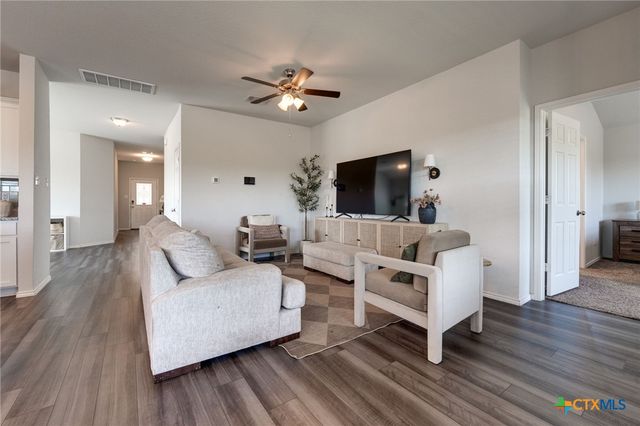 2415 Creekside Hills Boulevard, Copperas Cove, TX 76522