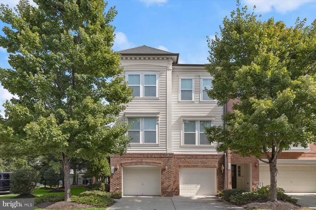 9854 GARDEN RANGES, Laurel, MD 20723
