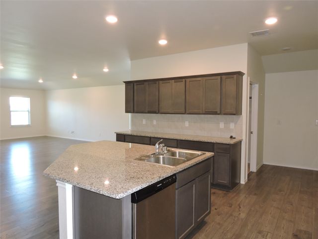 305 Silo Circle, Royse City, TX 75189