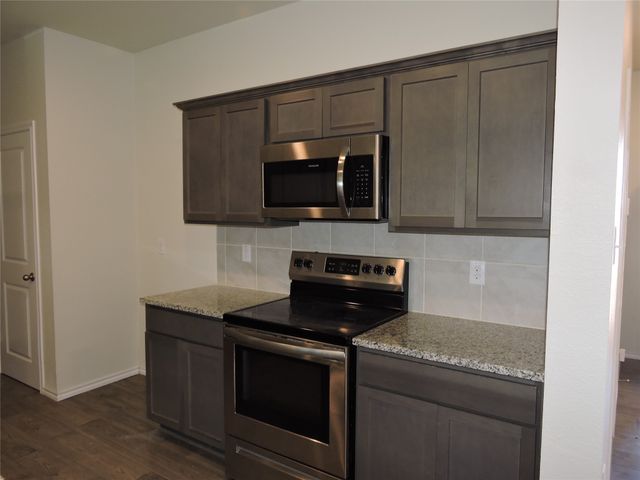 305 Silo Circle, Royse City, TX 75189