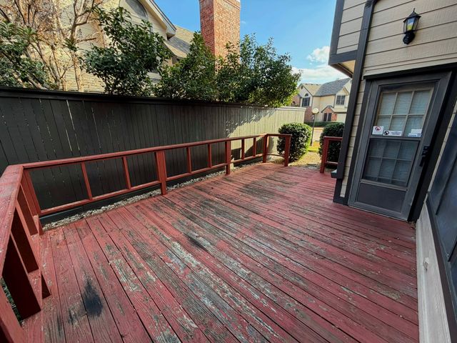 400 Santa Fe Trail 24, Irving, TX 75063