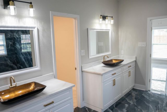 6291 Pelican Crossing Dr, Gonzales, LA 70737