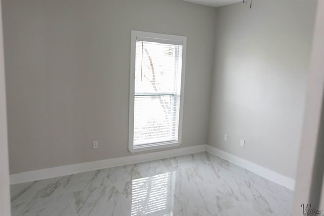 6291 Pelican Crossing Dr, Gonzales, LA 70737