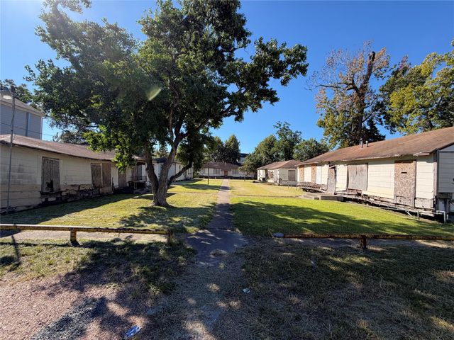 511 Marcella Street, Houston, TX 77091