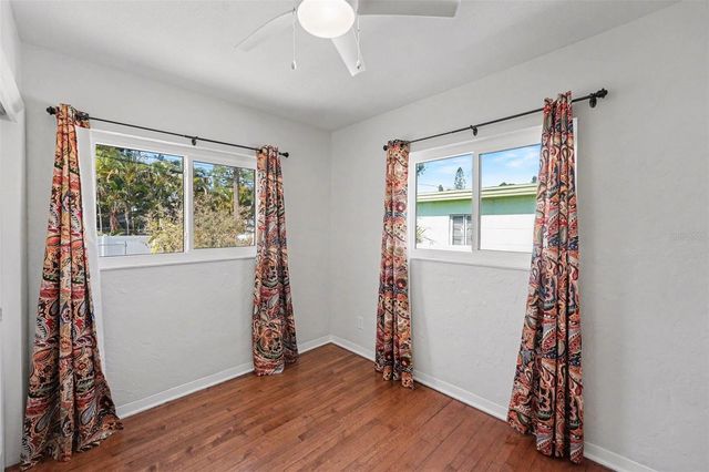 4660 22ND AVENUE S, St Petersburg, FL 33711