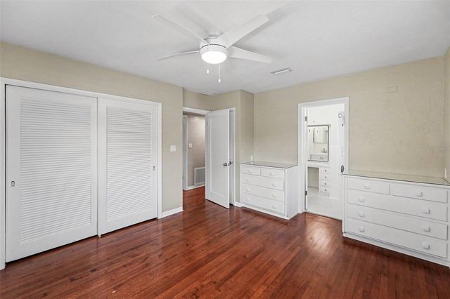 4660 22ND AVENUE S, St Petersburg, FL 33711