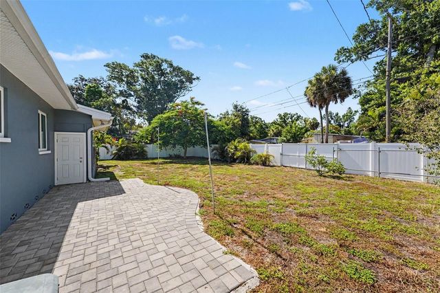 4660 22ND AVENUE S, St Petersburg, FL 33711