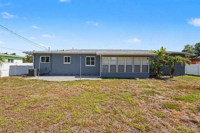 4660 22ND AVENUE S, St Petersburg, FL 33711