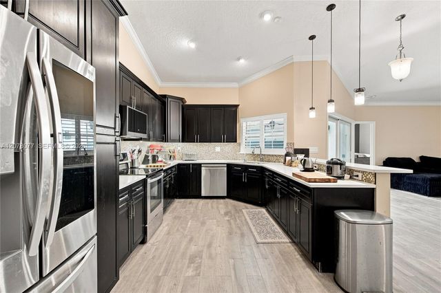 6526 Windsor Drive, Parkland, FL 33067