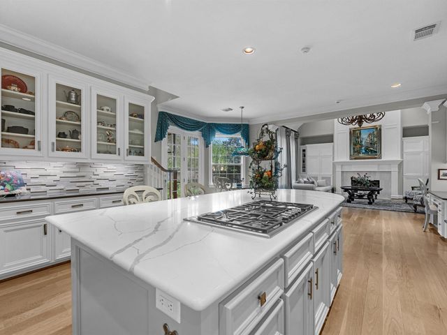 15 Golf Links Court, Houston, TX 77339