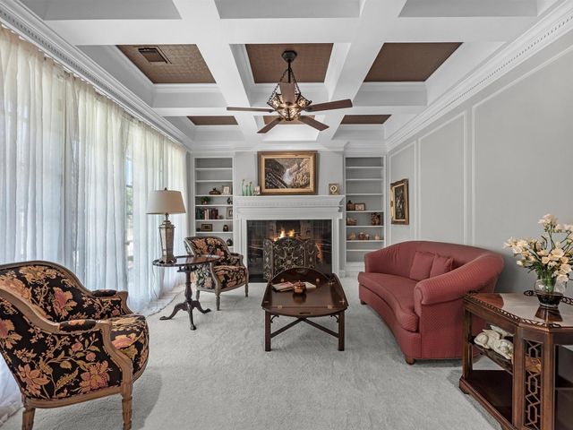 15 Golf Links Court, Houston, TX 77339