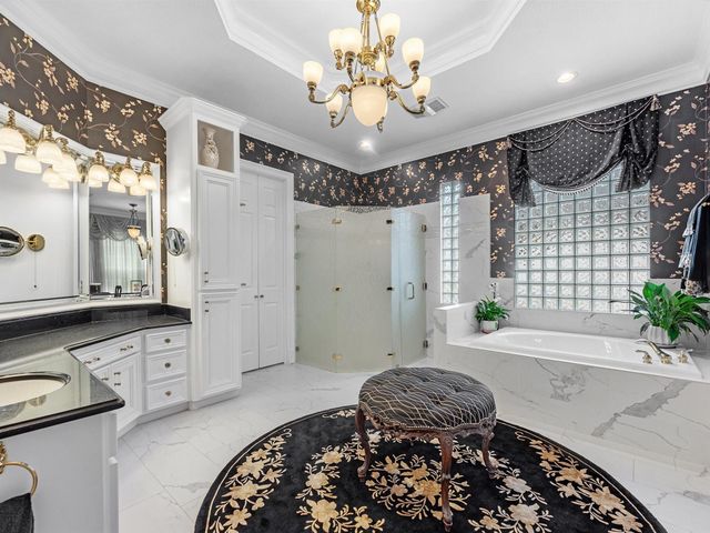 15 Golf Links Court, Houston, TX 77339