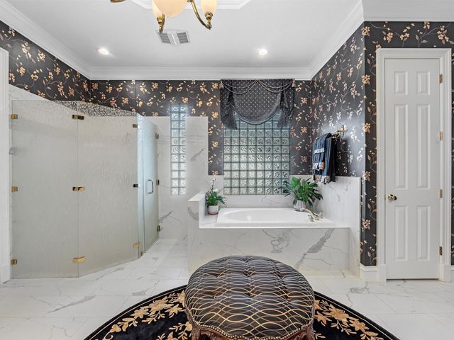 15 Golf Links Court, Houston, TX 77339