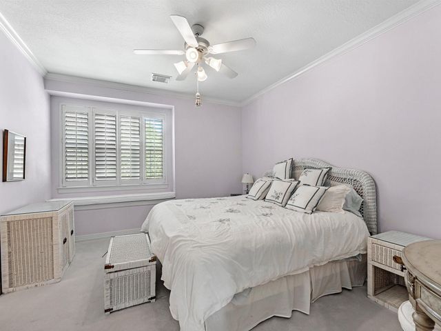 15 Golf Links Court, Houston, TX 77339