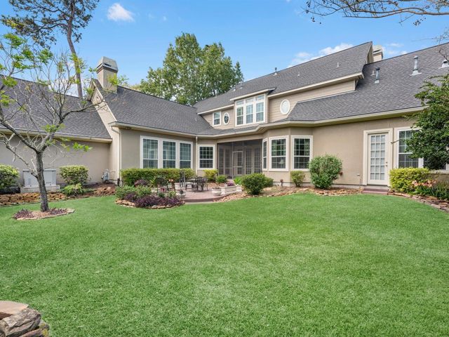 15 Golf Links Court, Houston, TX 77339