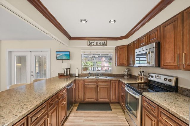 84 HOLLOW BRANCH ROAD, Apopka, FL 32703