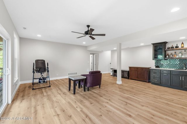 920 ENGLE DRIVE, Columbia, MO 65203