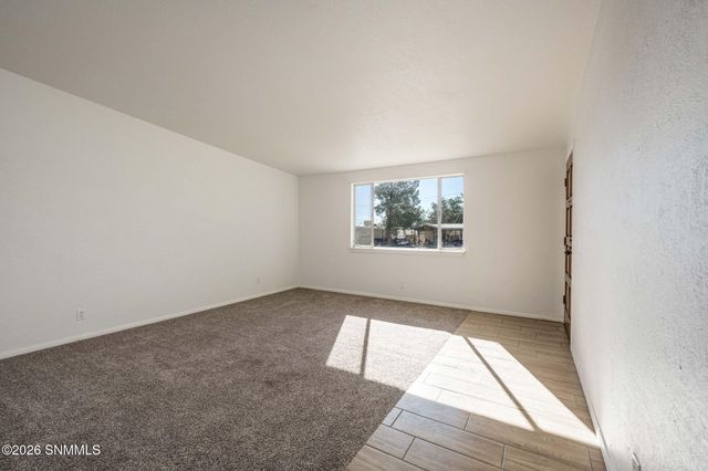 1205 Skyway Drive, Las Cruces, NM 88001