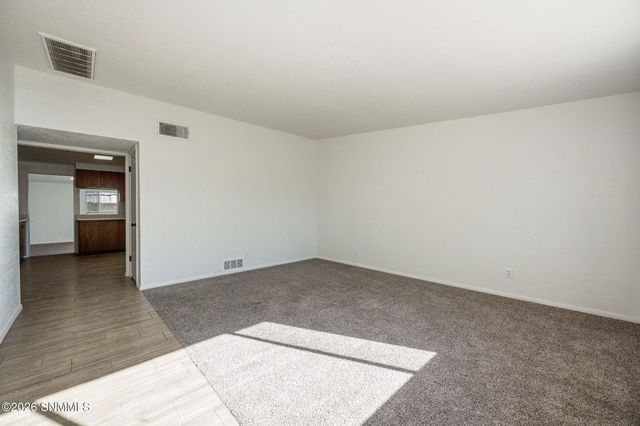 1205 Skyway Drive, Las Cruces, NM 88001