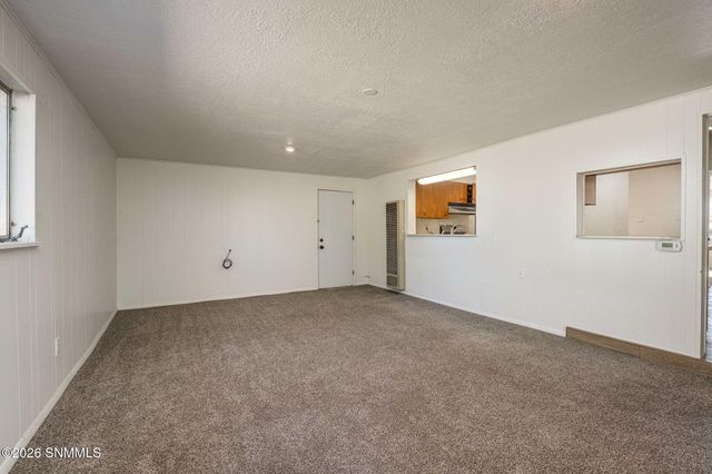 1205 Skyway Drive, Las Cruces, NM 88001