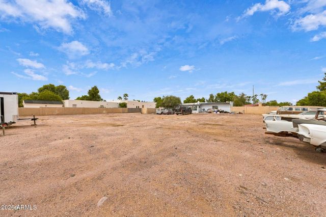 8601 E Cactus Road, Scottsdale, AZ 85260