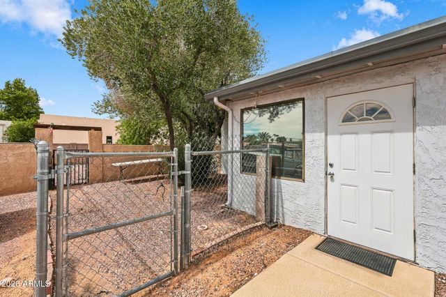 8601 E Cactus Road, Scottsdale, AZ 85260