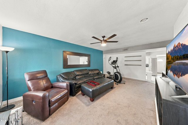 8601 E Cactus Road, Scottsdale, AZ 85260